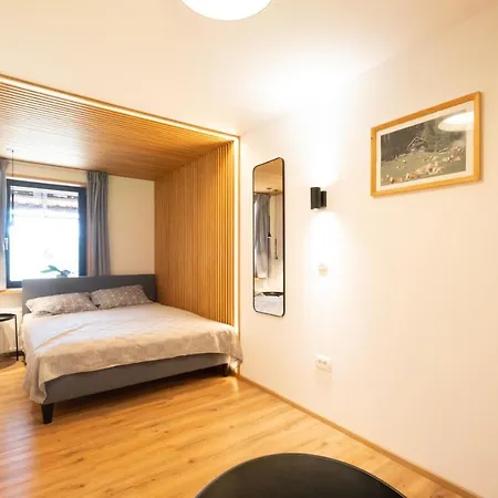 Apartment Pri Fencu Jesenice