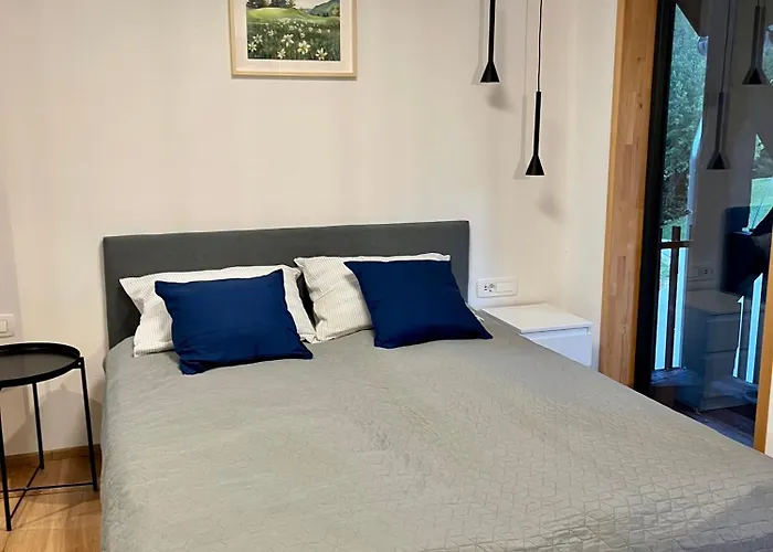 Pri Fencu Daire Jesenice